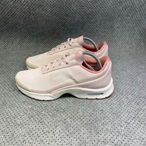 Nike Women's Athletic Shoes in Soft Pink and Cream